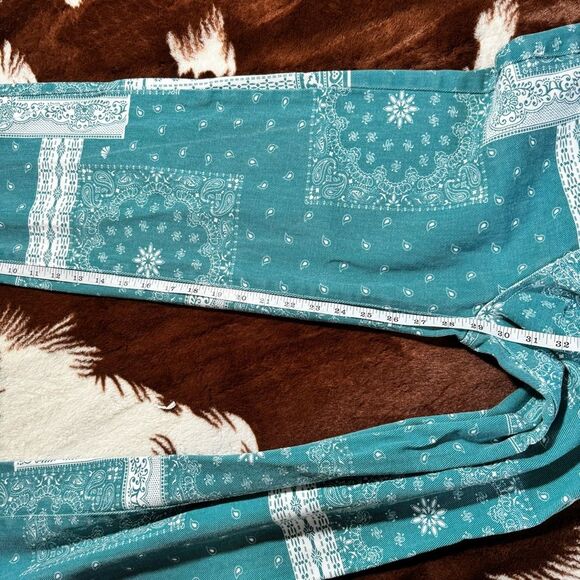 Paisley & Scarf Print Straight Leg Jeans - Picture 4 of 8